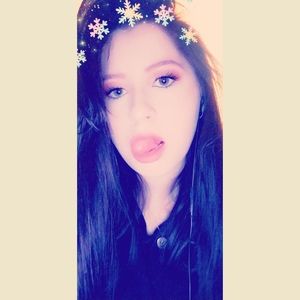 Meet your Posher, Ceara